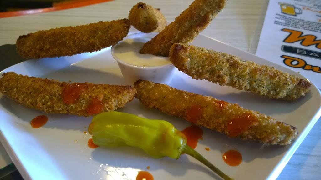 Micks On Roosevelt | restaurant | 6815 Roosevelt Ave, Allen Park, MI 48101, USA | 3133817365 OR +1 313-381-7365