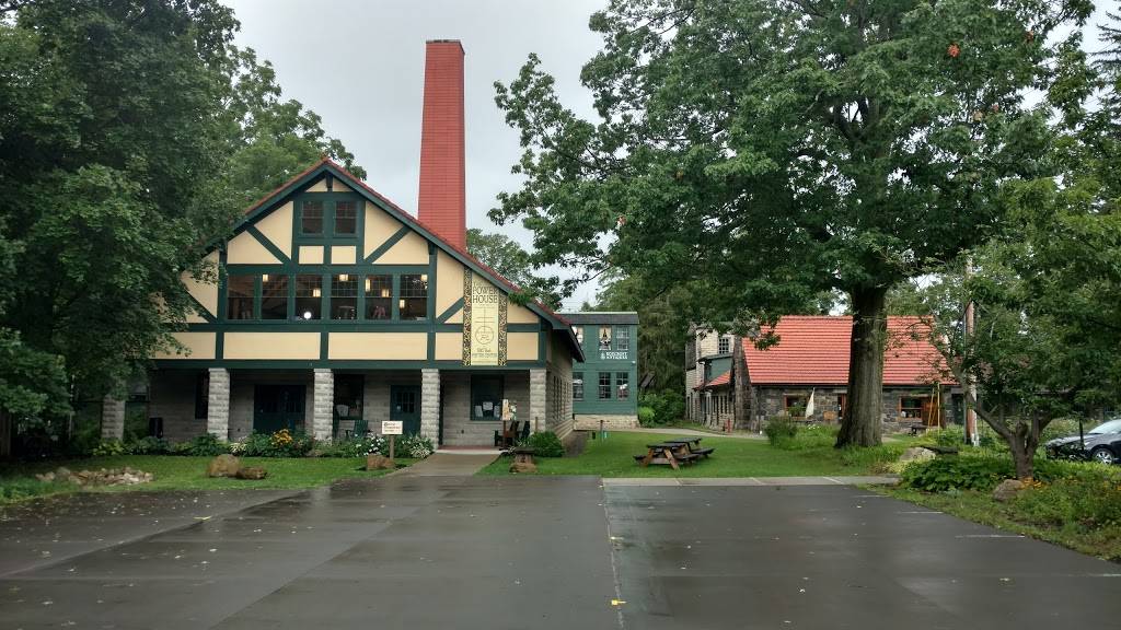 Roycroft Inn | restaurant | 40 S Grove St, East Aurora, NY 14052, USA | 7166525552 OR +1 716-652-5552