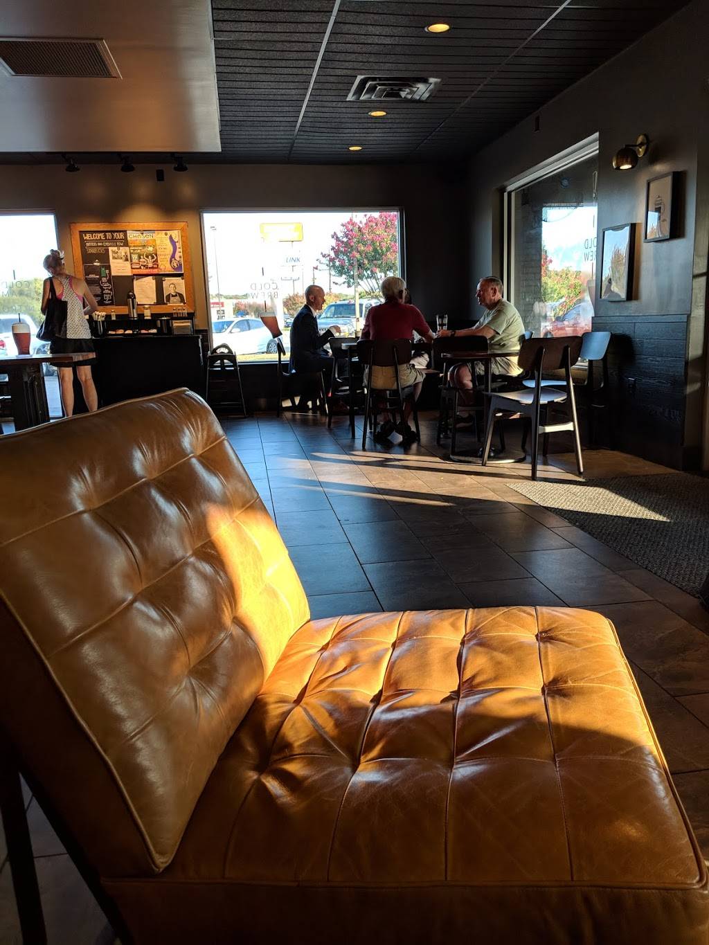 Starbucks | cafe | 210 W Bitters Rd, San Antonio, TX 78216, USA | 2104954875 OR +1 210-495-4875