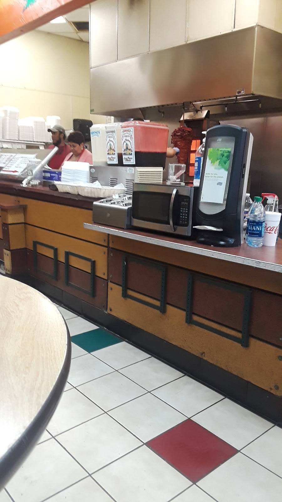 Bachman Tacos & Grill | restaurant | 3311 W Northwest Hwy, Dallas, TX 75220, USA | 2143520010 OR +1 214-352-0010