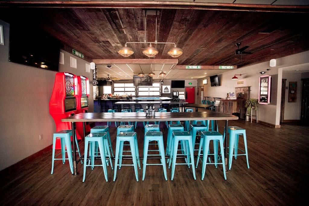 Stolls Olde 109 | restaurant | N866 Co Rd R, Watertown, WI 53098, USA | 9209253000 OR +1 920-925-3000