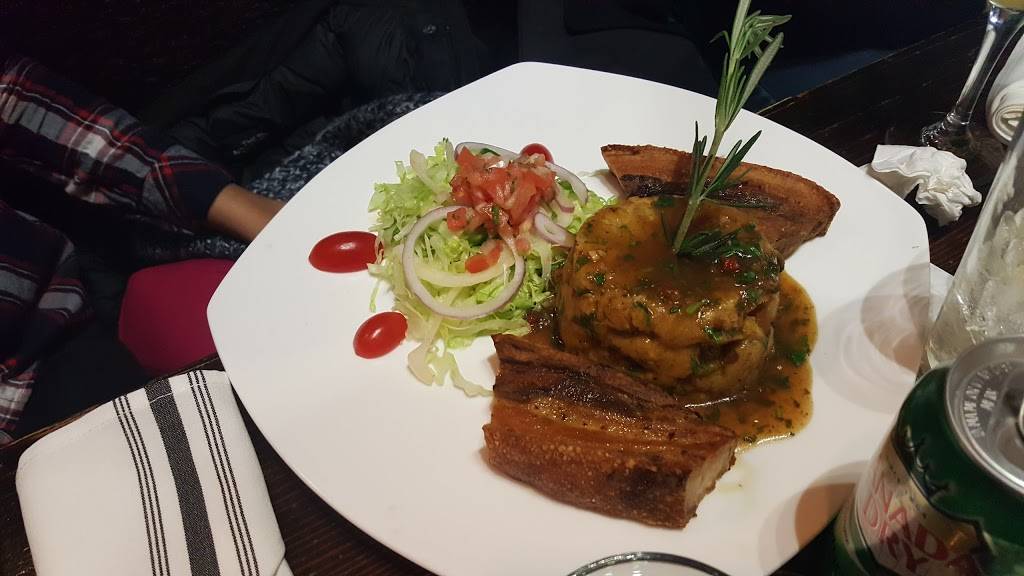 Raices | restaurant | 565 W 207th St, New York, NY 10034, USA | 2127293814 OR +1 212-729-3814