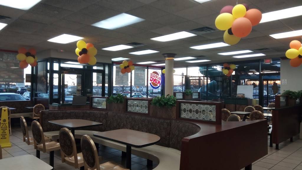 Burger King | restaurant | 5 Old Shore Rd, Port Washington, NY 11050, USA | 5168838673 OR +1 516-883-8673