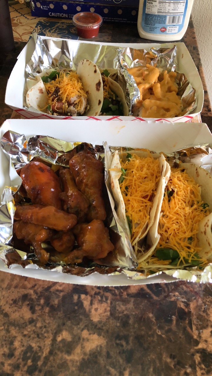 Sweet Tee’s Kitchen | restaurant | 211 Lester Rd, Park Forest, IL 60466, USA | 7084957711 OR +1 708-495-7711