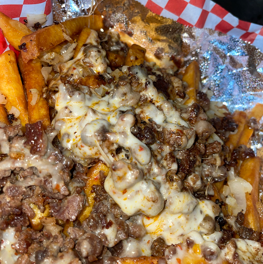 Fooly Loaded | restaurant | 305 Pasadena Blvd, Pasadena, TX 77506, USA | 8324697693 OR +1 832-469-7693