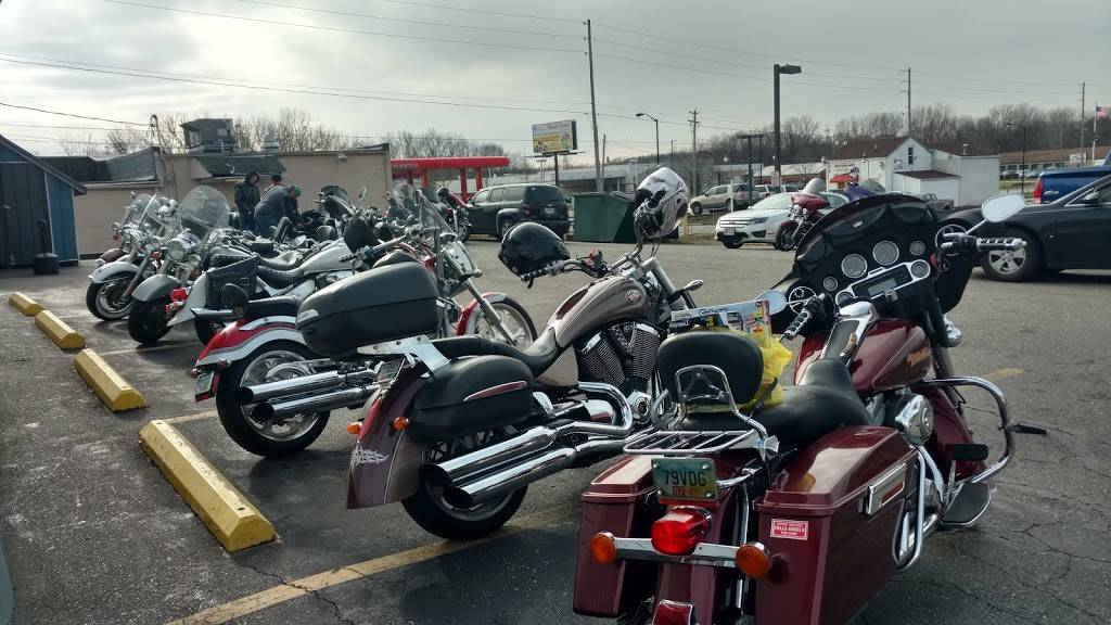 Cliffside Key Club | restaurant | 2118 S Main St, Akron, OH 44301, USA | 3307249770 OR +1 330-724-9770