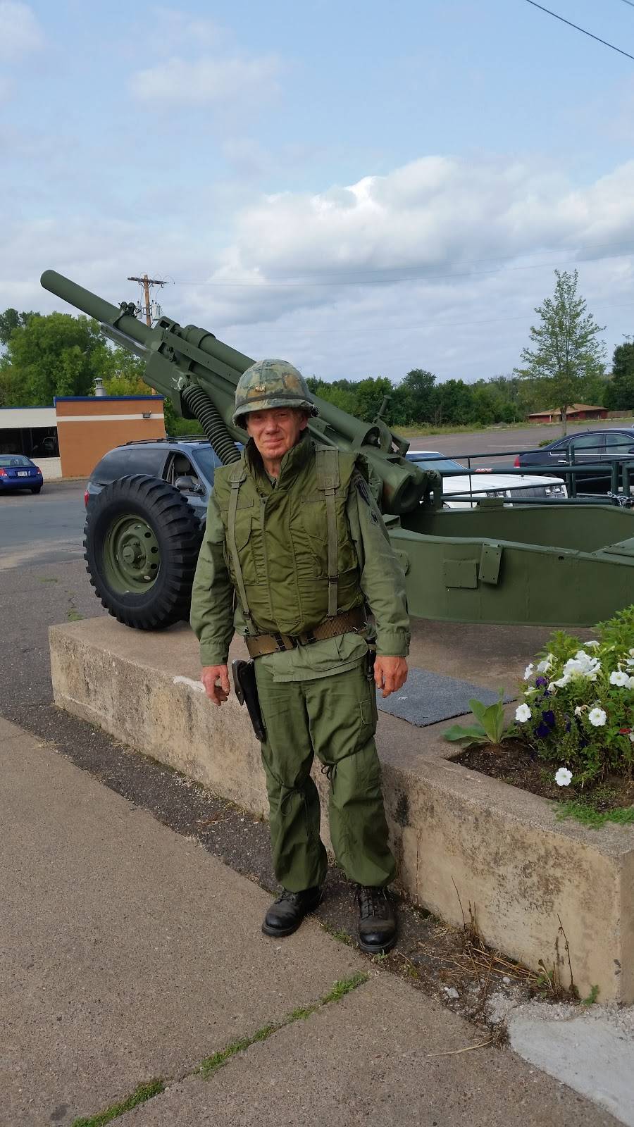 The Foxhole - American Legion Post 185 | restaurant | 108 N Oak St, Grantsburg, WI 54840, USA | 7154635724 OR +1 715-463-5724