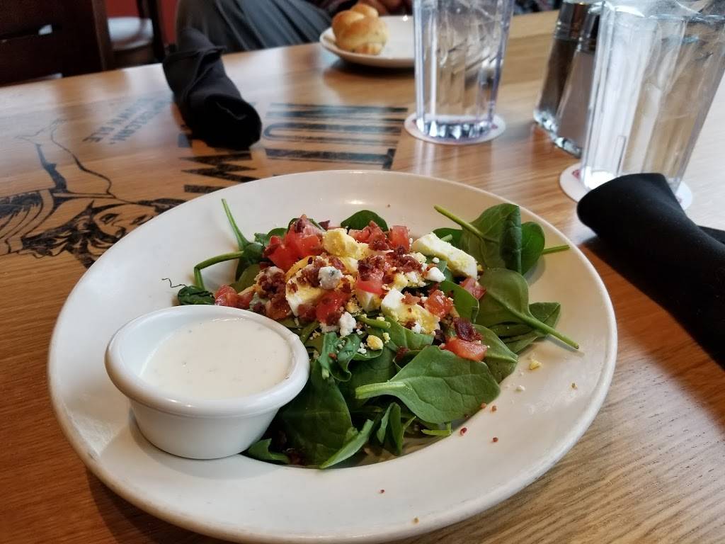 BJs Restaurant & Brewhouse | restaurant | 12105 N Center Ave, Portland, OR 97217, USA | 5032895566 OR +1 503-289-5566