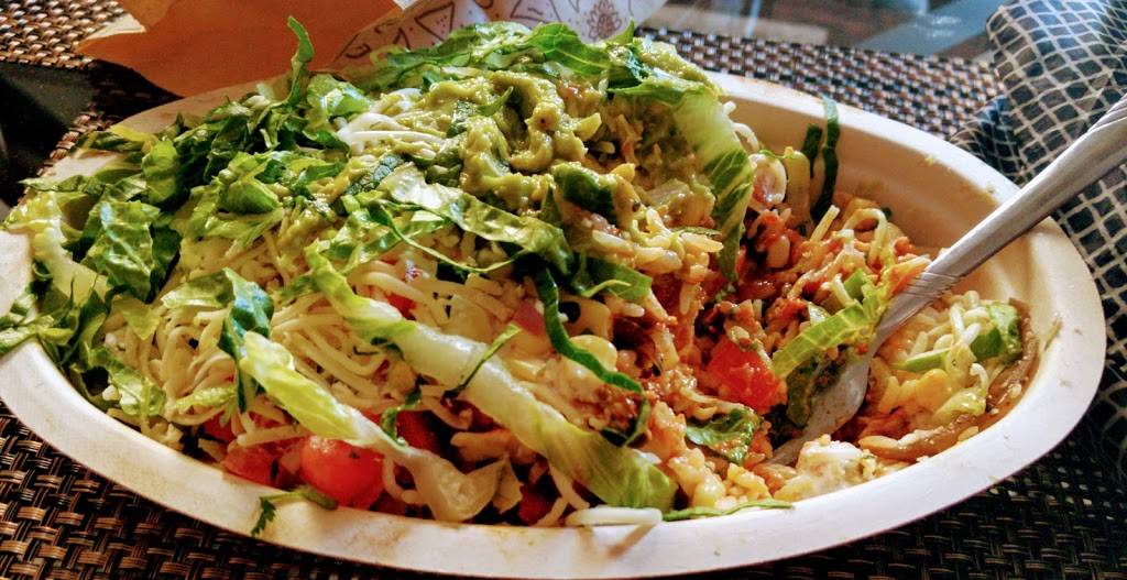 Chipotle Mexican Grill | restaurant | 1000 N High St, Columbus, OH 43201, USA | 6144724706 OR +1 614-472-4706