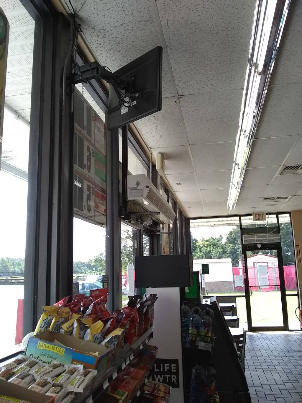 Kangaroo Express | meal takeaway | 14870 US-441, Summerfield, FL 34491, USA | 3523070986 OR +1 352-307-0986