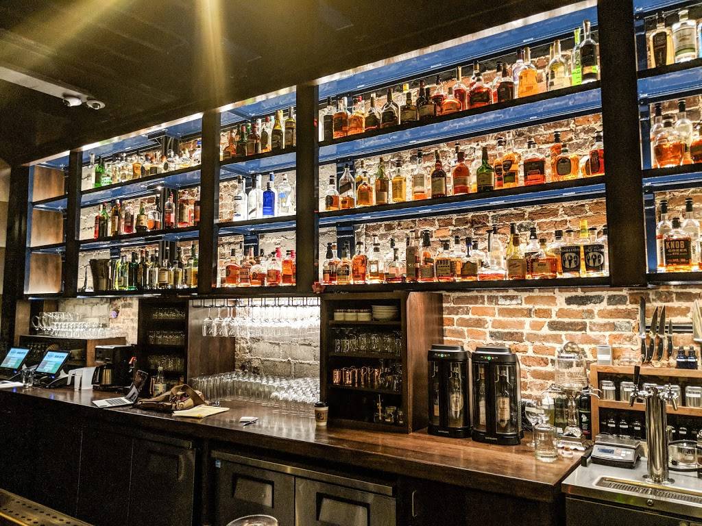 West Main Crafting Co | restaurant | 135 W Main St, Lexington, KY 40507, USA | 8596186318 OR +1 859-618-6318