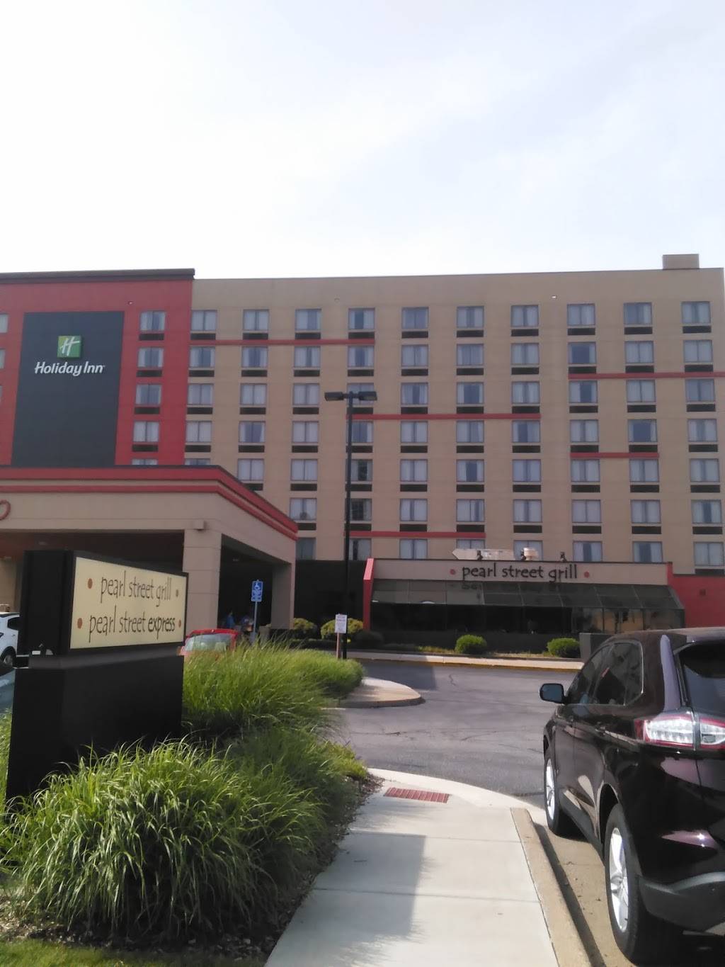 Pearl Street Grill | restaurant | 310 Pearl St NW, Grand Rapids, MI 49504, USA | 6162351342 OR +1 616-235-1342