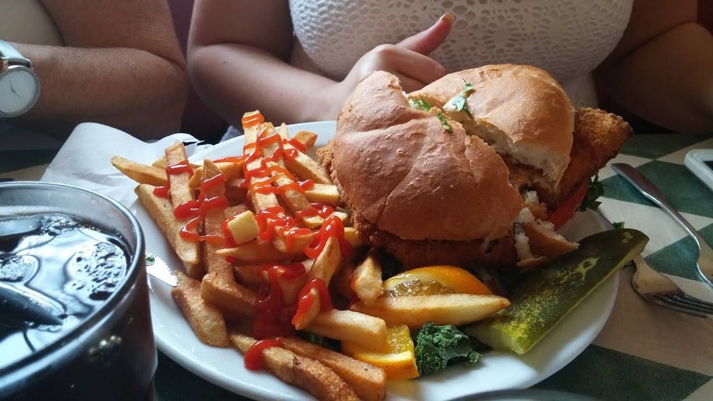 Two Guys From Italy Restaurant And Sports Lounge | restaurant | 5792 S Suncoast Blvd, Homosassa Springs, FL 34446, USA | 3526286955 OR +1 352-628-6955