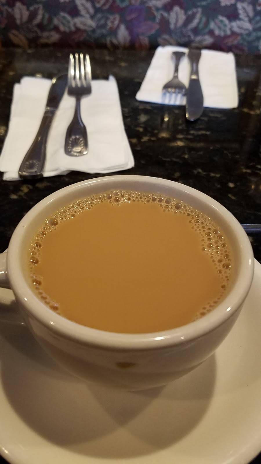 Omega Coffee Shop | cafe | 200-07 32nd Ave, Bayside, NY 11361, USA | 7183523925 OR +1 718-352-3925