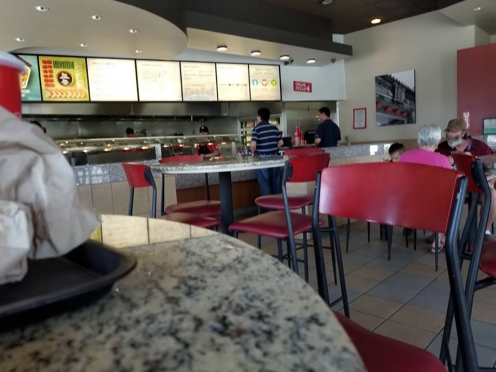 Panda Express | restaurant | 840 New Los Angeles Ave, Moorpark, CA 93021, USA | 8055171869 OR +1 805-517-1869