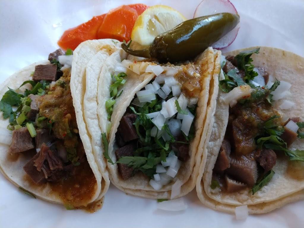 Ricos Tacos El Tio | restaurant | 4200 Imperial Hwy, Inglewood, CA 90304, USA | 3106718133 OR +1 310-671-8133