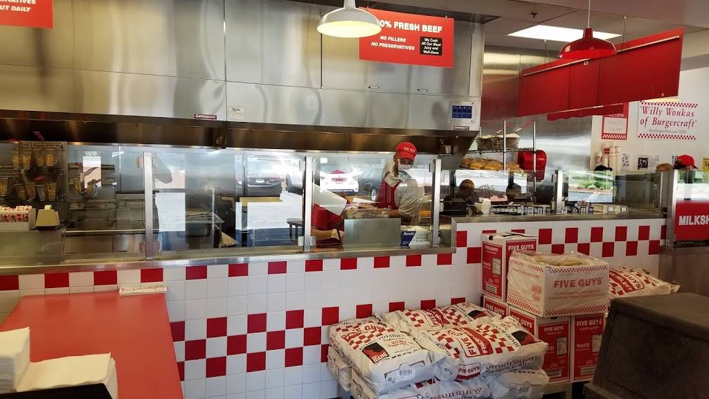 Five Guys | meal takeaway | 9 Medway Rd, Milford, MA 01757, USA | 5083810652 OR +1 508-381-0652