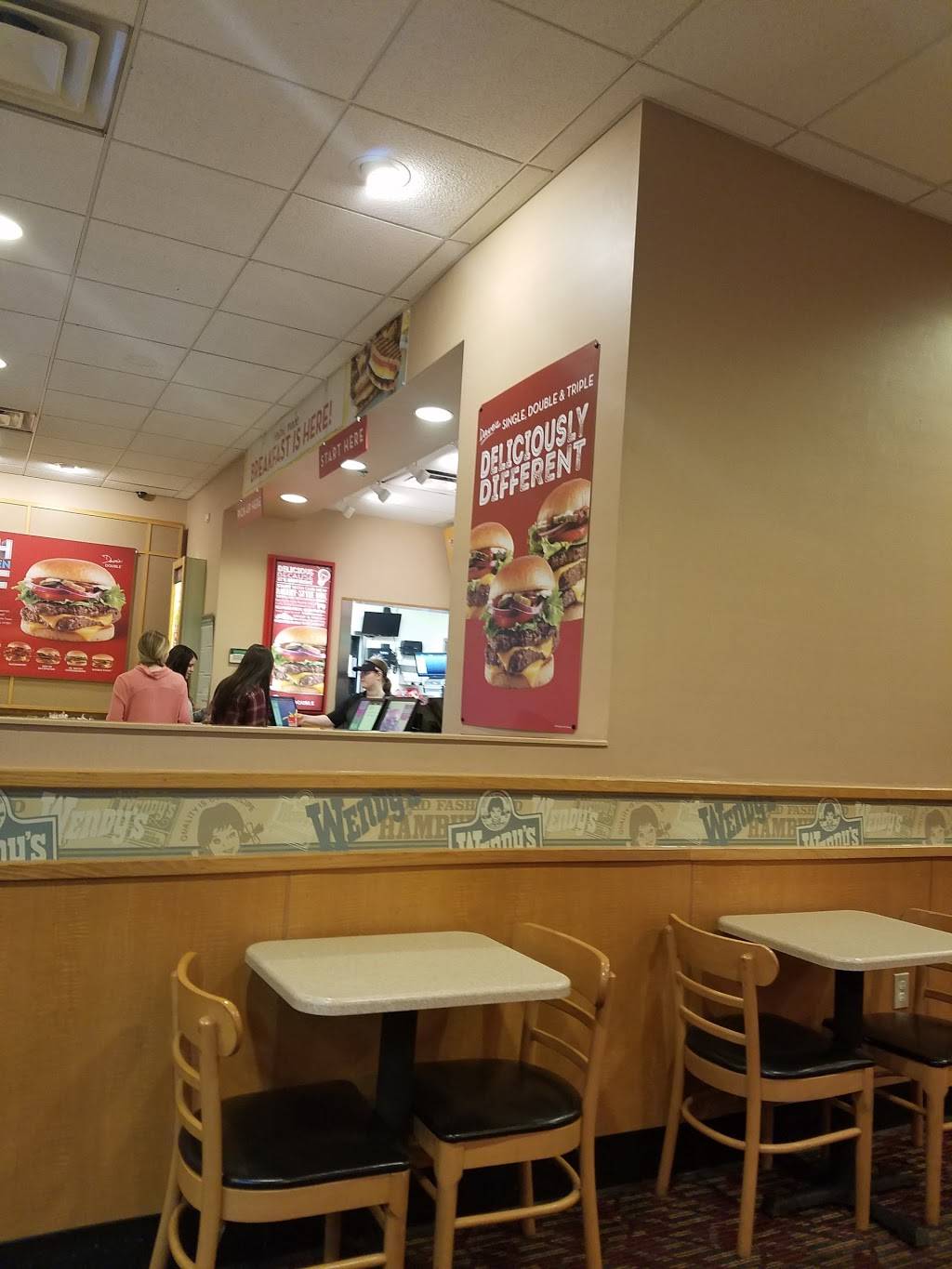 Wendys | restaurant | 2601 TN-49 E, Pleasant View, TN 37146, USA | 6157465383 OR +1 615-746-5383