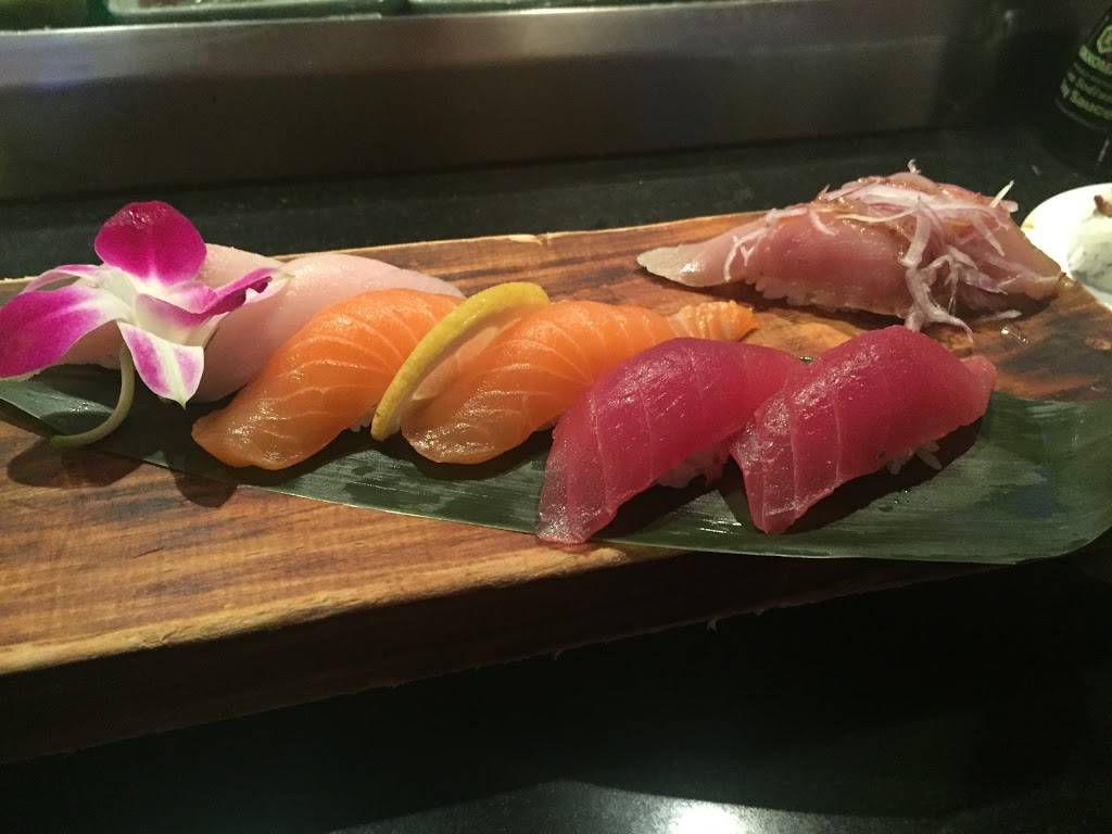 KIKU SUSHI | restaurant | 246 N Larchmont Blvd, Los Angeles, CA 90004, USA | 3234641323 OR +1 323-464-1323