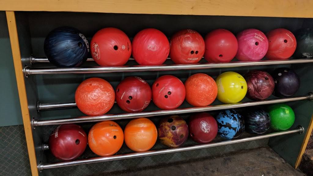 Spot Sports Bar & Grill | restaurant | 601 W Superior St, Duluth, MN 55802, USA | 2187220671 OR +1 218-722-0671