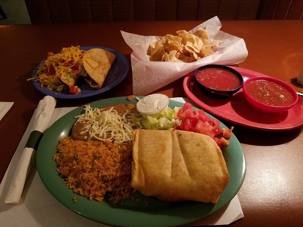 Trini & Carmens Mexican Restaurant | restaurant | 1715 Telegraph Rd, Waterford Twp, MI 48328, USA | 2483326851 OR +1 248-332-6851