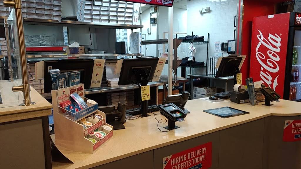 Dominos Pizza | meal delivery | 506 S Camp Meade Rd, Linthicum Heights, MD 21090, USA | 4106843030 OR +1 410-684-3030