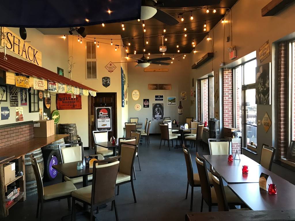 Kettle Top Brewhouse & Eatery | restaurant | 1213 Meridian St, Anderson, IN 46016, USA | 7652745320 OR +1 765-274-5320