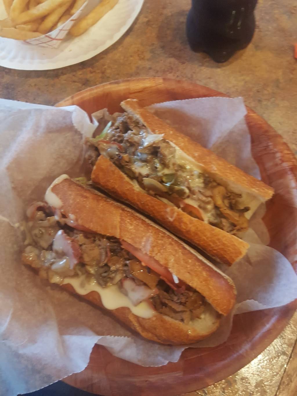 Uncle Oogies | restaurant | 36 Snyder Ave, Philadelphia, PA 19148, USA | 2157559999 OR +1 215-755-9999