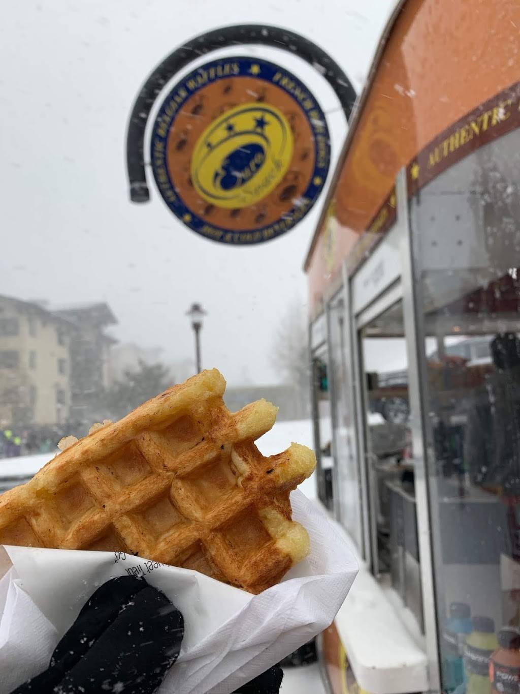 Euro Snack Base at Squaw Valley | restaurant | Olympic Valley, CA 96146, USA | 5305810600 OR +1 530-581-0600