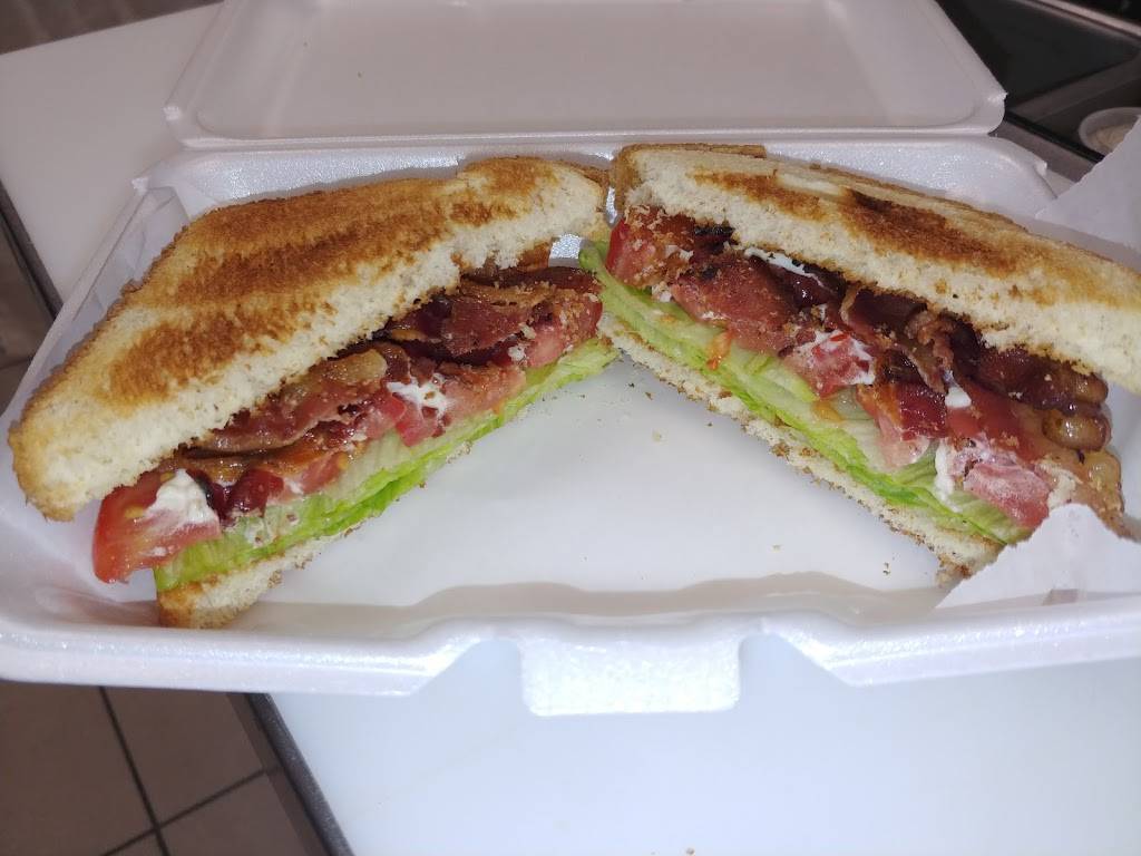 That 1 Place | restaurant | 370 N Adams St, Saginaw, MI 48604, USA | 9897599580 OR +1 989-759-9580