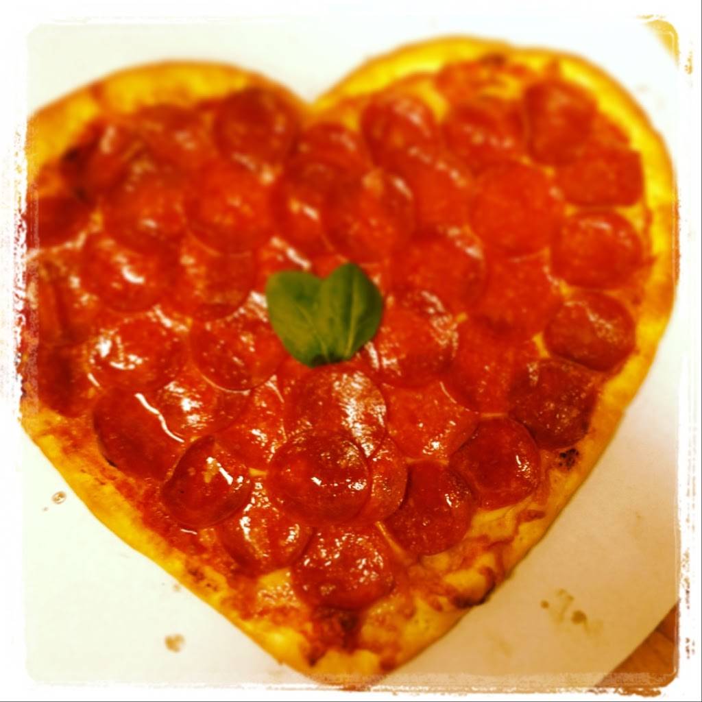 Dough Brothers Pizzeria | restaurant | 20 W Benson Ave, Cortland, IL 60112, USA | 8157540000 OR +1 815-754-0000