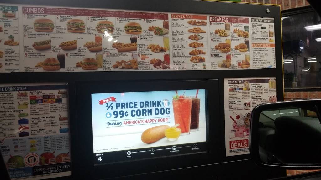 Sonic Drive-In | restaurant | 1801 West St, Vinton, LA 70668, USA | 3375899750 OR +1 337-589-9750