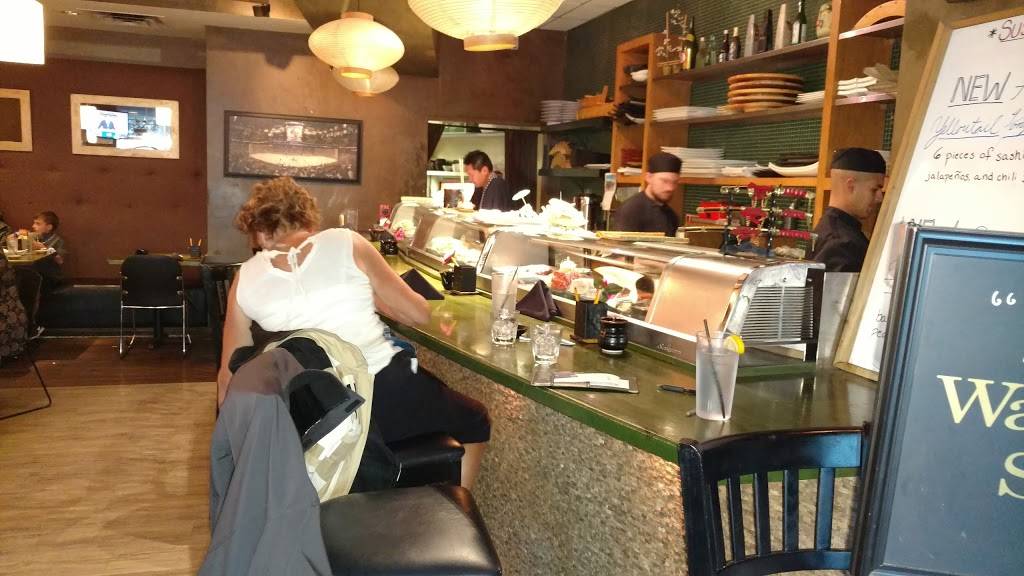 Kooma sushi Restaurant | restaurant | 37 Vine St, Columbus, OH 43215, USA | 6142243239 OR +1 614-224-3239