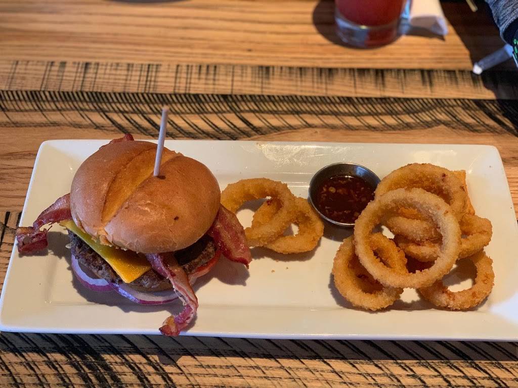 Ruby Tuesday | restaurant | 1022 Hospitality Ln, Jacksonville, FL 32225, USA | 9047277017 OR +1 904-727-7017