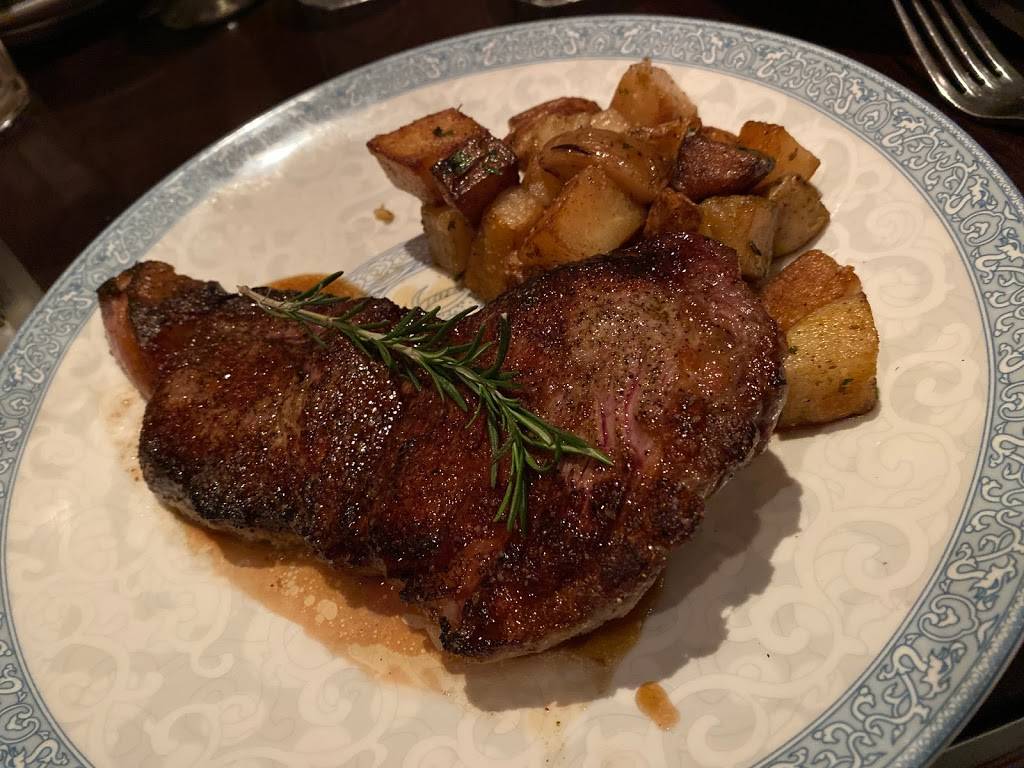 The Red Door | restaurant | 741 W Washington St, San Diego, CA 92103, USA | 6192956000 OR +1 619-295-6000