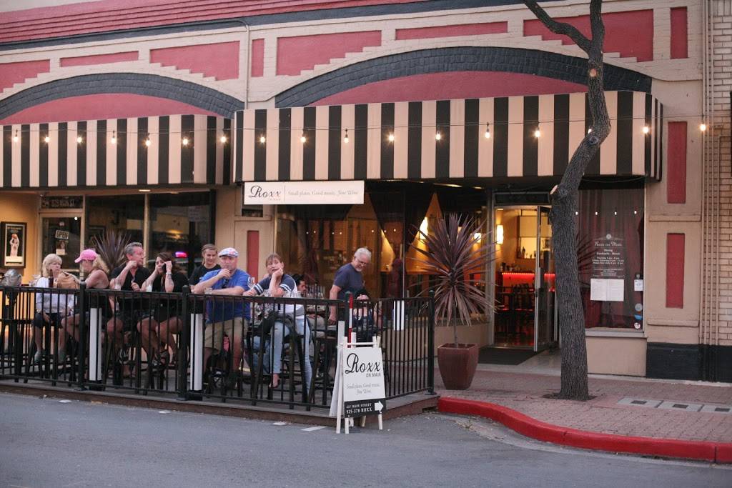 Roxx On Main | restaurant | 627 Main St, Martinez, CA 94553, USA | 9253707699 OR +1 925-370-7699