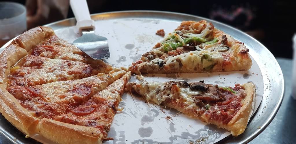 Graffiti’s Pizza - A Greek Taverna | restaurant | 1170 GA-155 S, McDonough, GA 30253, USA | 6787827533 OR +1 678-782-7533