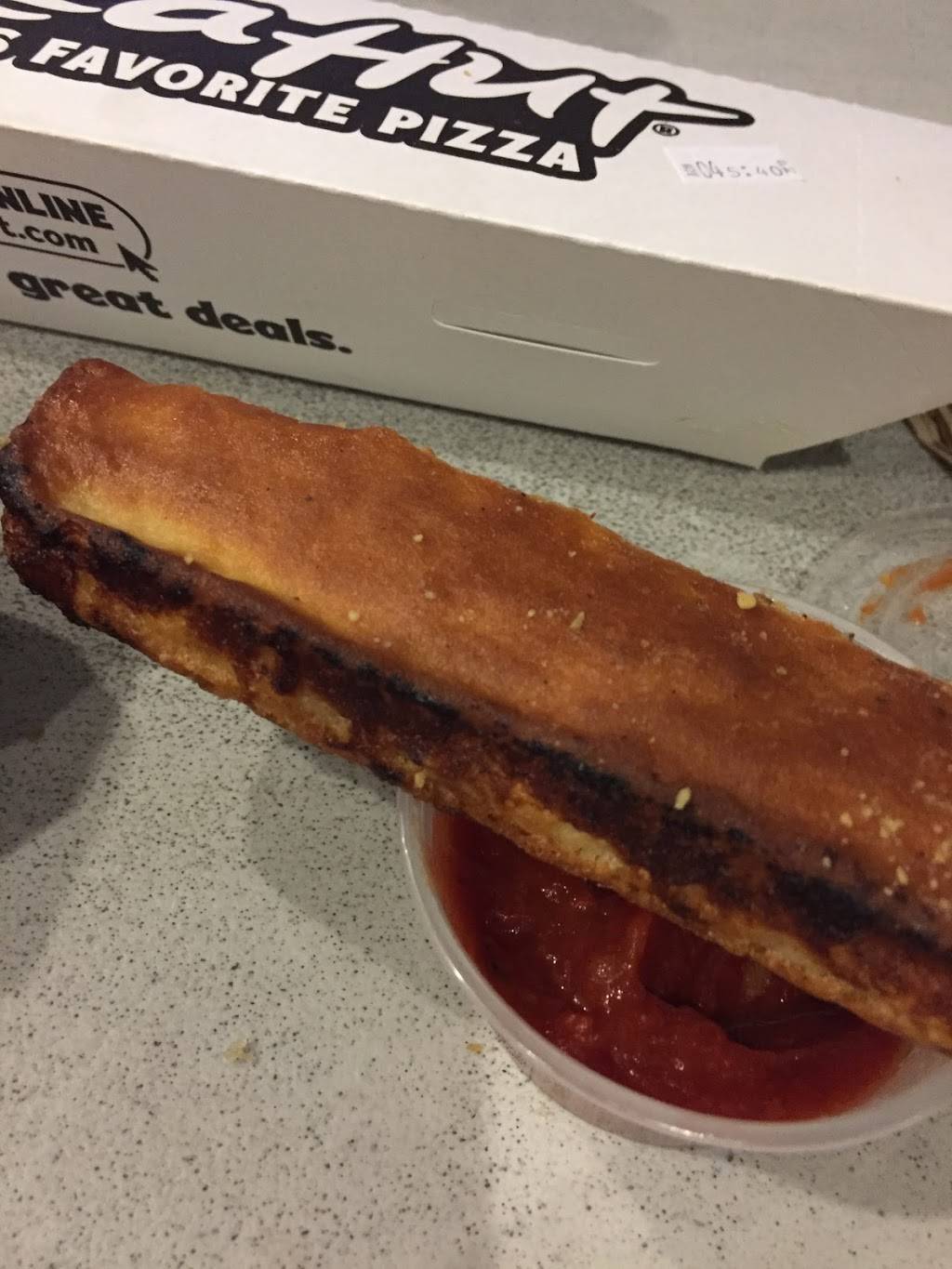 KFC | restaurant | 8700 Peña Blvd, Denver, CO 80249, USA | 3033429044 OR +1 303-342-9044