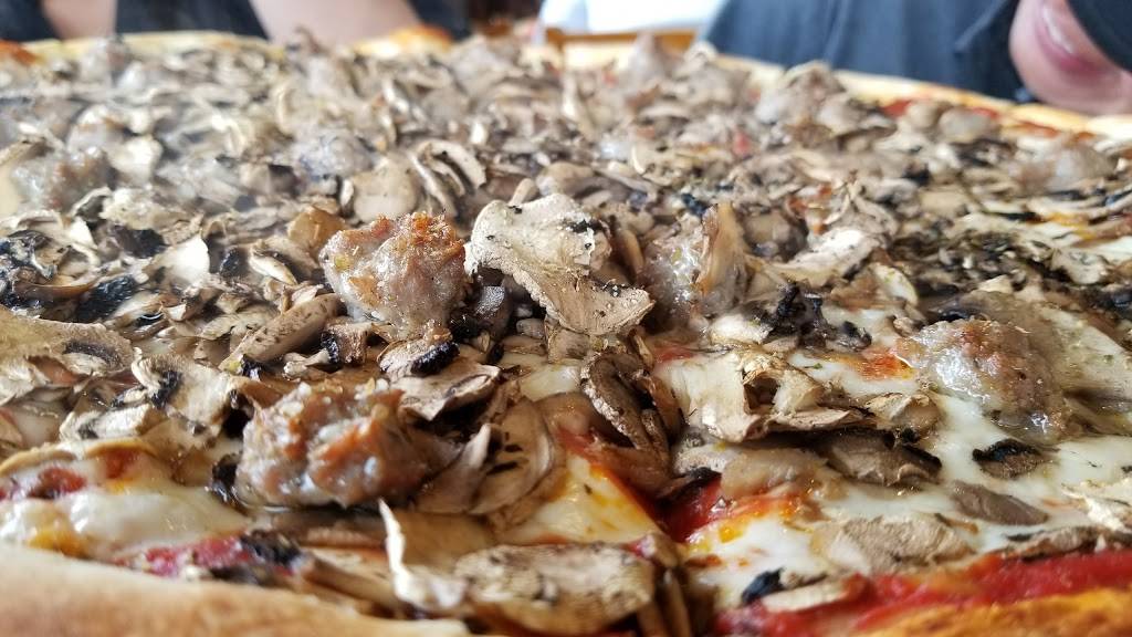 Totos Pizzeria & Restaurant | restaurant | 1690 El Camino Real, San Bruno, CA 94066, USA | 6508738686 OR +1 650-873-8686