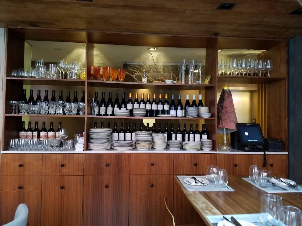 Graffiti Earth | restaurant | 190 Church St, New York, NY 10013, USA | 2125429440 OR +1 212-542-9440