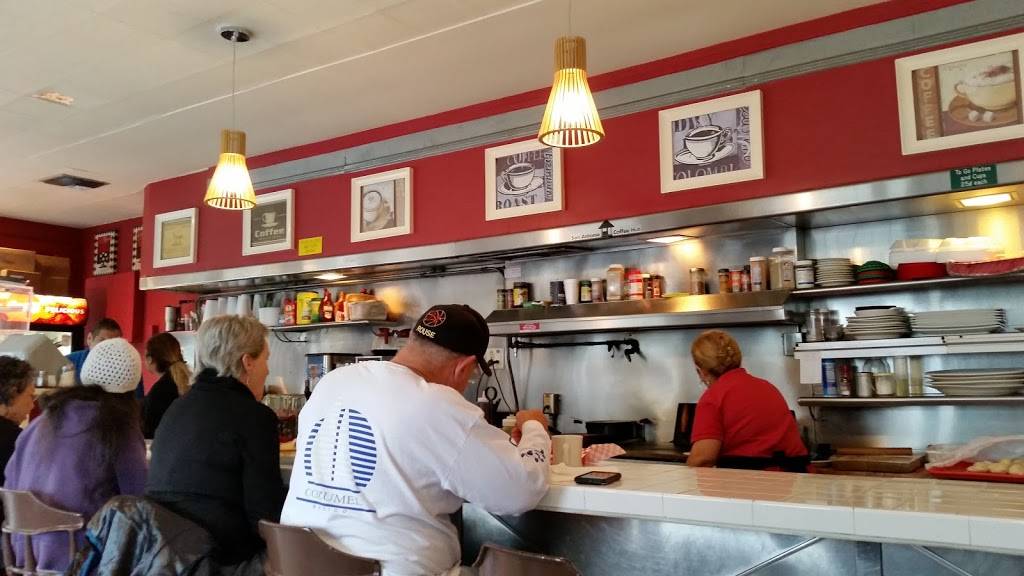 The Hut Diner | restaurant | 1610 Fredericksburg Rd, San Antonio, TX 78201, USA | 2106498574 OR +1 210-649-8574