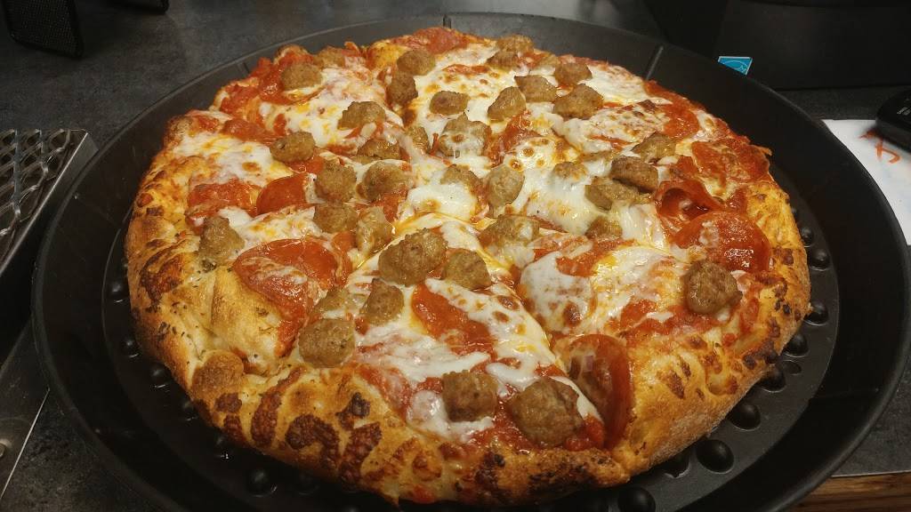 The Village Pizza | meal takeaway | 543 Big Thompson Ave, Estes Park, CO 80517, USA | 9705771300 OR +1 970-577-1300