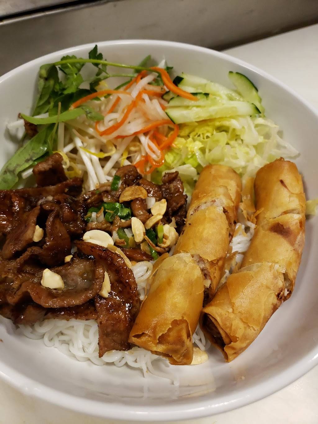 Phoresh Noodles | restaurant | 2751 S Chickasaw Trail #107, Orlando, FL 32829, USA | 4077048338 OR +1 407-704-8338