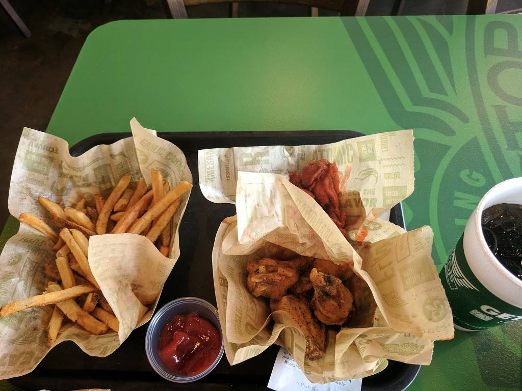 Wingstop | restaurant | 4411 Lemmon Ave Ste 100, Dallas, TX 75219, USA | 2142199464 OR +1 214-219-9464