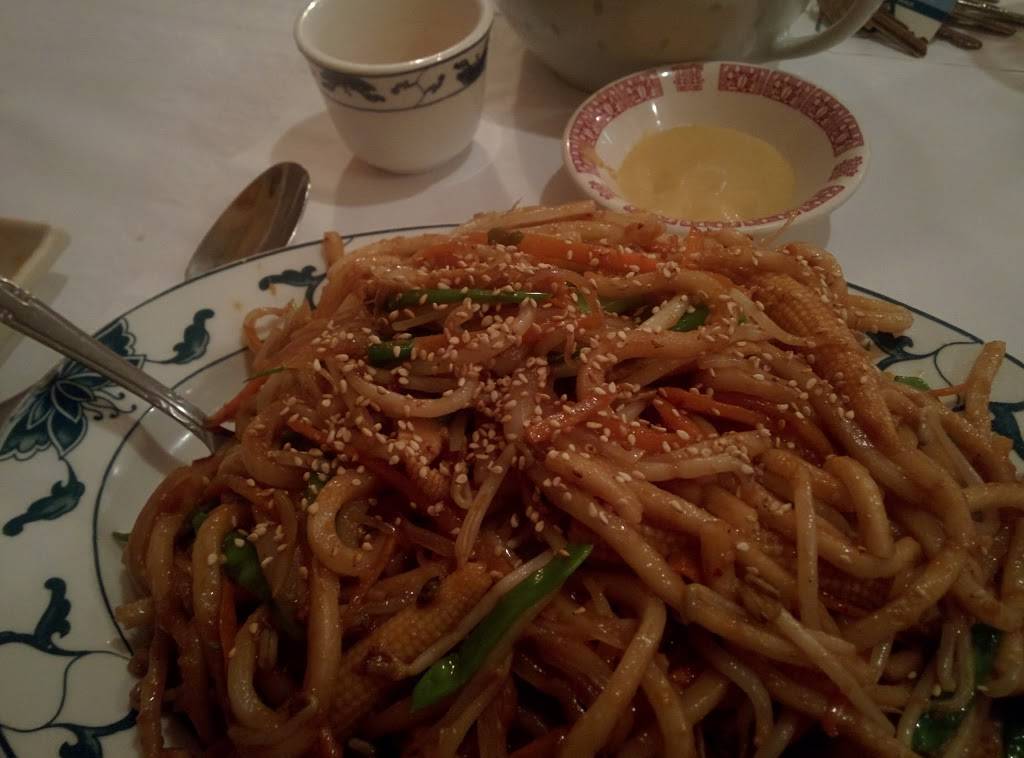 Chef Chans Restaurant | restaurant | 300 White Horse Rd E # 4, Voorhees Township, NJ 08043, USA | 8567836161 OR +1 856-783-6161