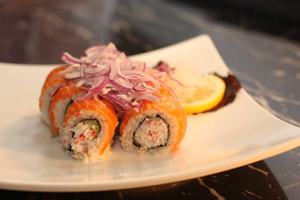 Sato Sushi | restaurant | 2801 W Ave L, Lancaster, CA 93536, USA | 6617227300 OR +1 661-722-7300