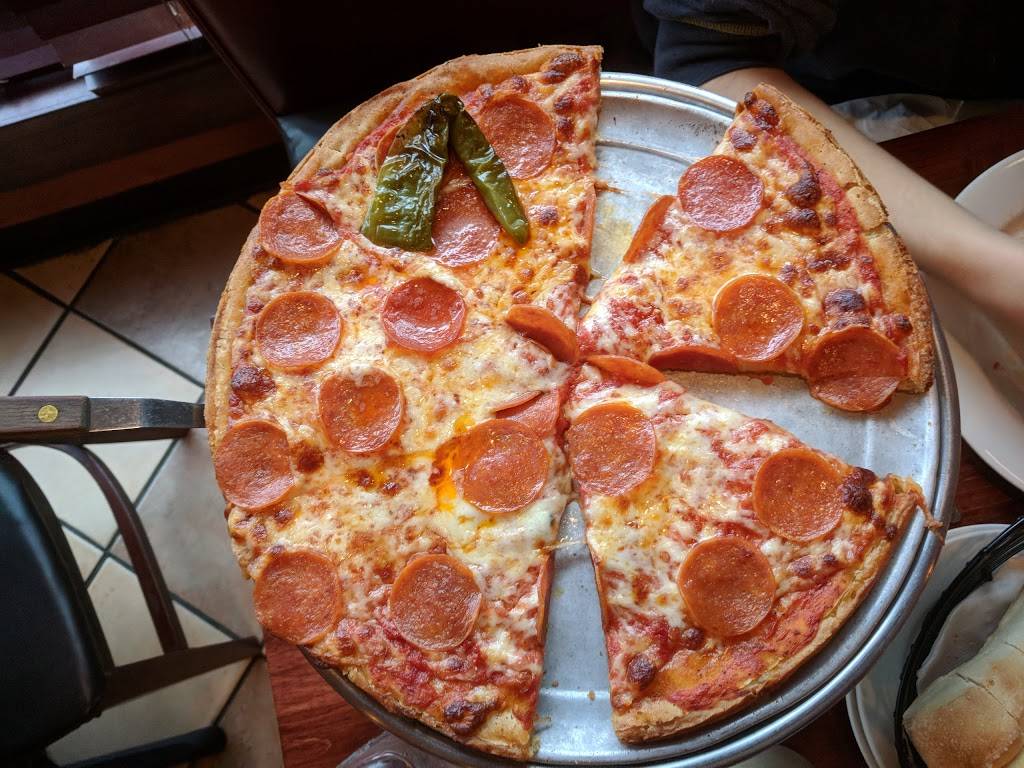 Luigis Restaurant | restaurant | 968 High Ridge Rd, Stamford, CT 06905, USA | 2033298848 OR +1 203-329-8848