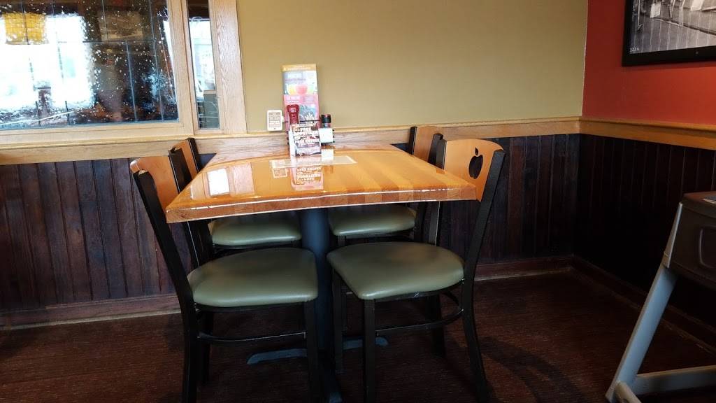 Applebees Grill + Bar | restaurant | Andorra Shopping Center, 701 Cathedral Rd Unit 15, Philadelphia, PA 19128, USA | 2154822809 OR +1 215-482-2809