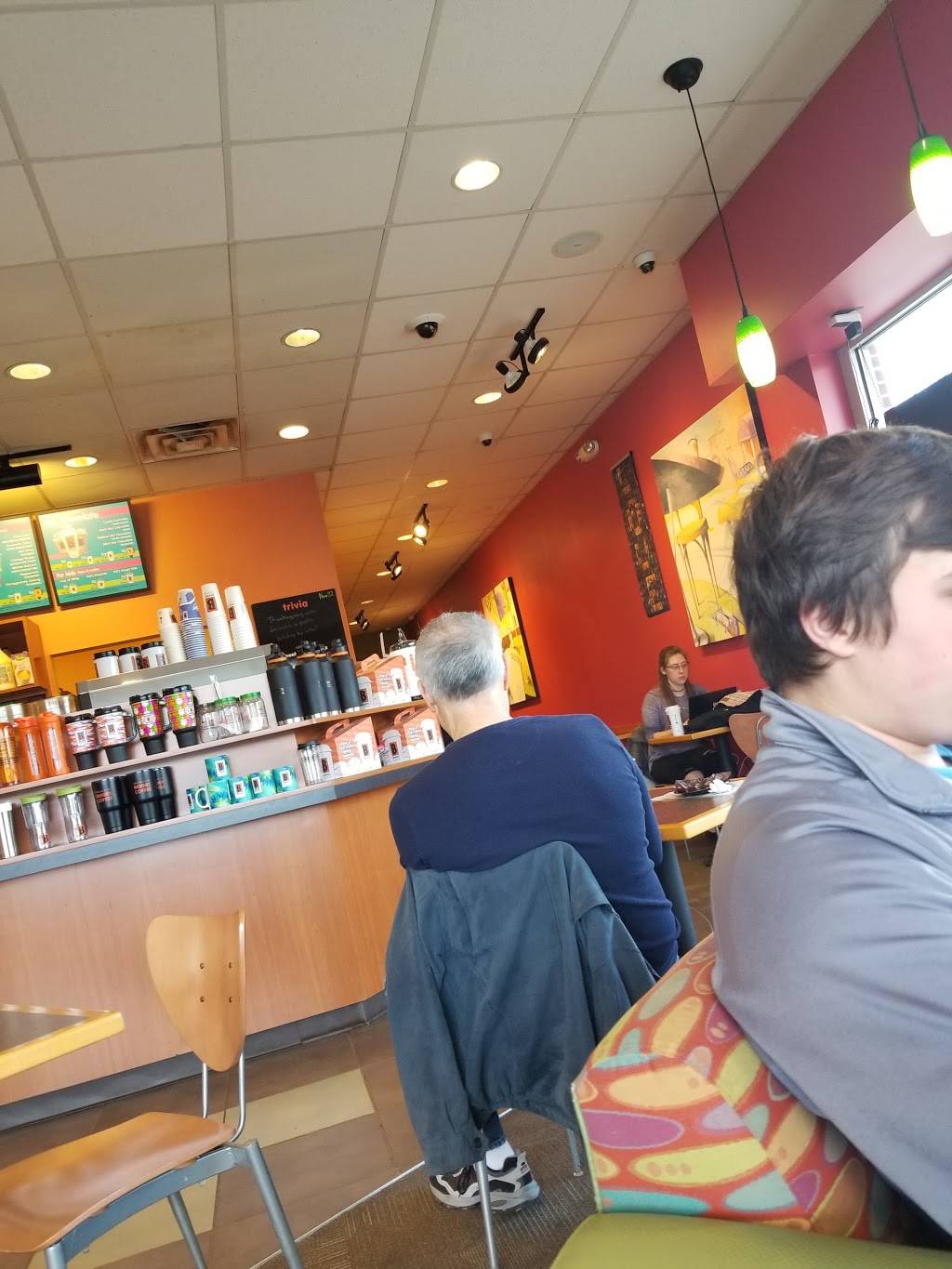 BIGGBY COFFEE | meal takeaway | 1171 S Main St, Chelsea, MI 48118, USA | 7345622183 OR +1 734-562-2183