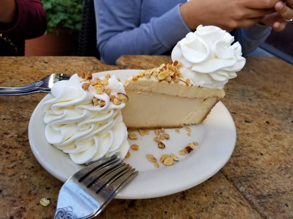 The Cheesecake Factory | restaurant | 251 Geary St, San Francisco, CA 94102, USA | 4153914444 OR +1 415-391-4444